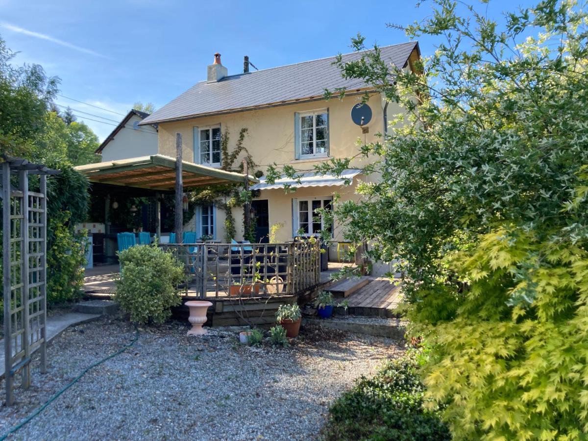 La Maison Charmante D'Elisabeth Saint-Ybard Екстериор снимка