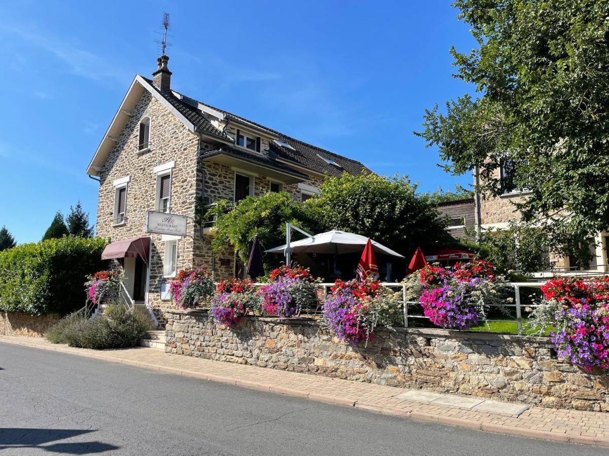 La Maison Charmante D'Elisabeth Saint-Ybard Екстериор снимка